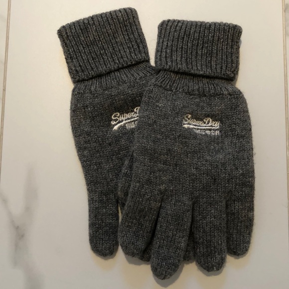 Superdry Other - Superdry Grey Wool Lined Mittens